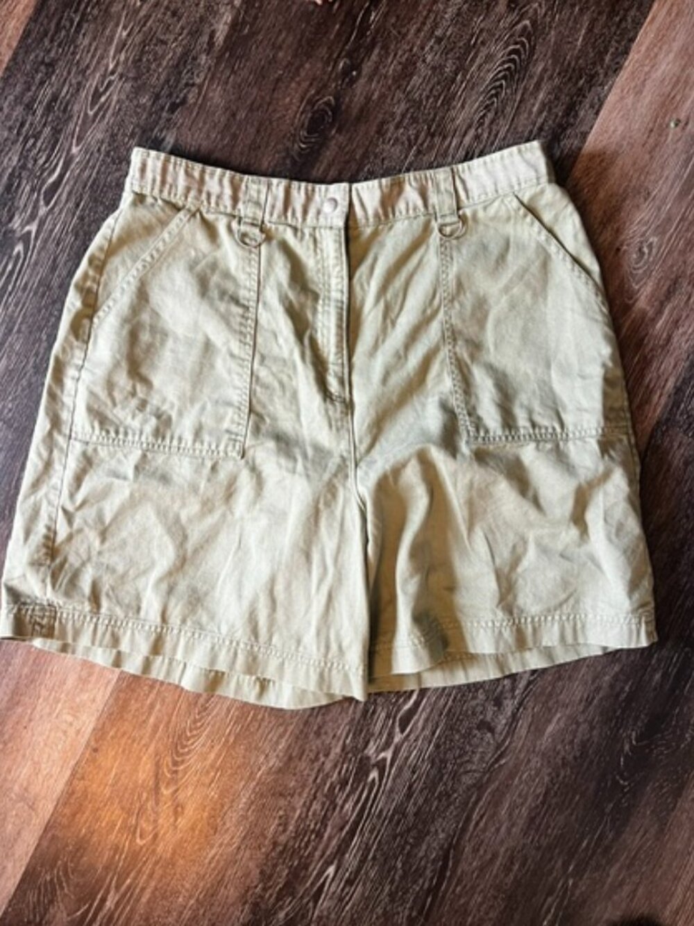 Women's Karen Scott Sport Chino Shorts, Size 16, Olive Green, pockets, Ex Con!
